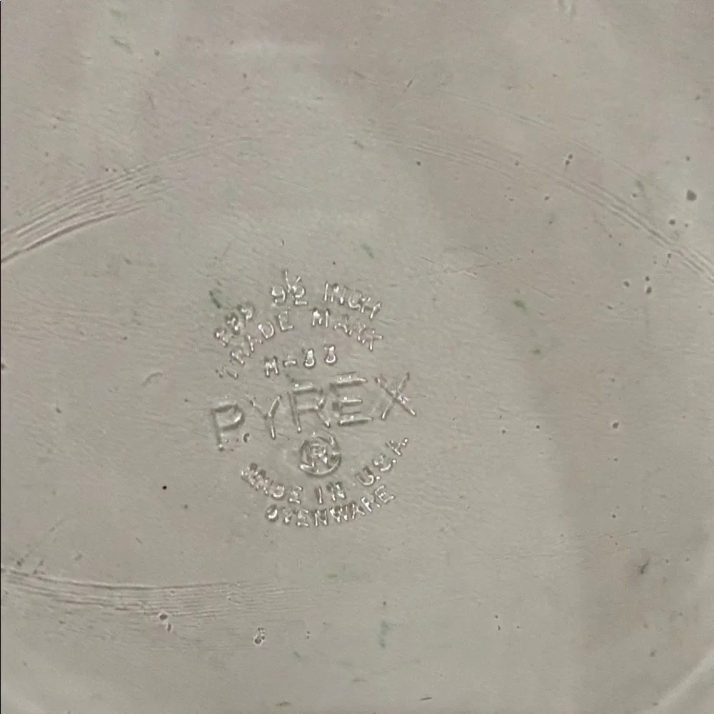 PYREX USA 229 Clear Glass Baking Dish 9 1/2 In 24 Cm 10 Ovenware Handles Fluted